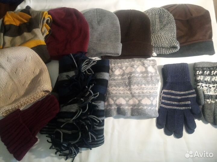 Шапки, шарфы, перчатки, кепки