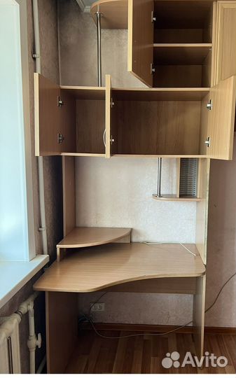 Компьютерный стол