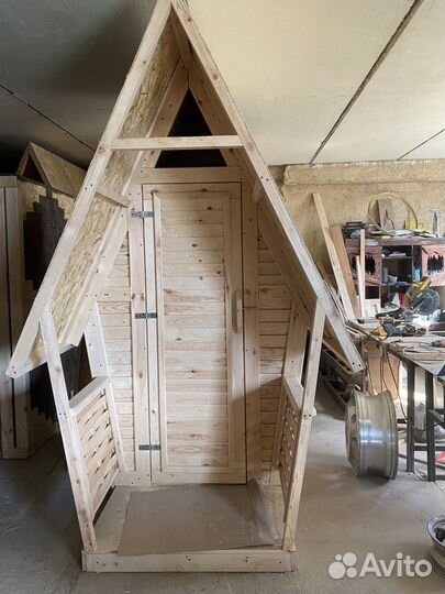 Уличный туалет деревянный