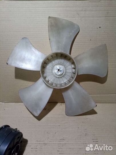 Вентилятор охлаждения suzuki Swift 3