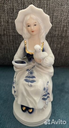 Фарфоровые статуэтки