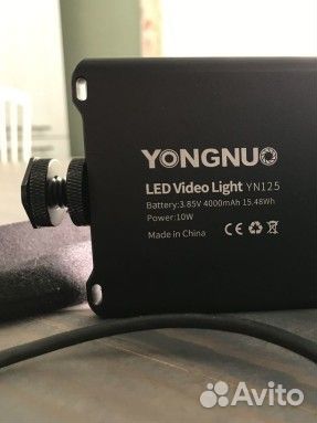 Canon XA 40