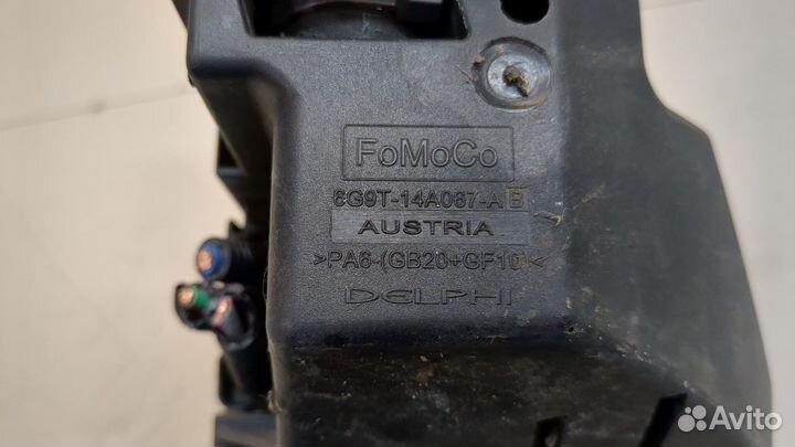 Блок предохранителей Ford S-Max