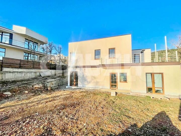 Дом 166,8 м² на участке 5 сот.