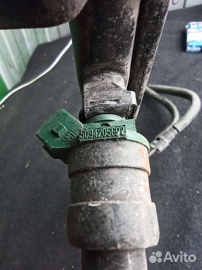 Топливная рампа Daewoo Nexia 1.5