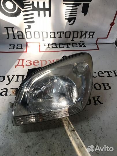 Фара левая Kia Sportage II (2004—2008)