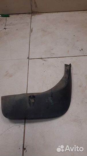 Брызговик задний правый Renault Duster