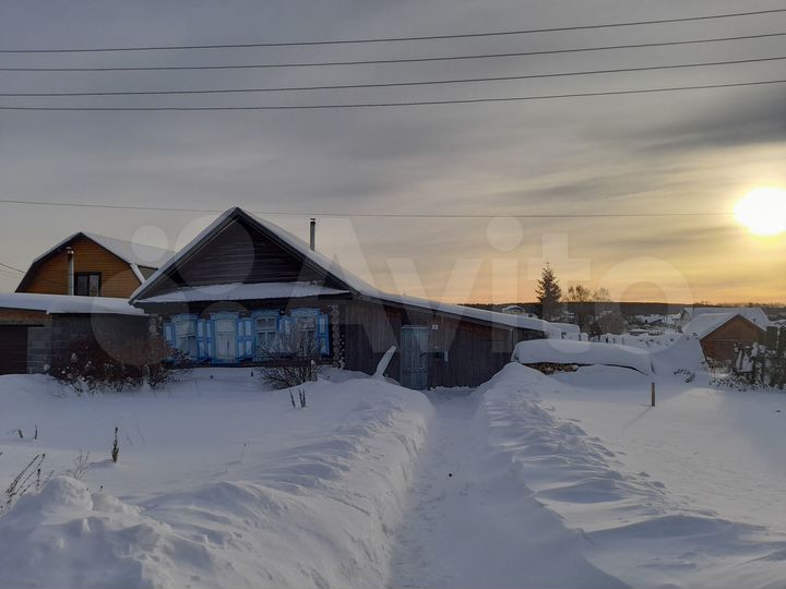 Дом 33,8 м² на участке 12 сот.