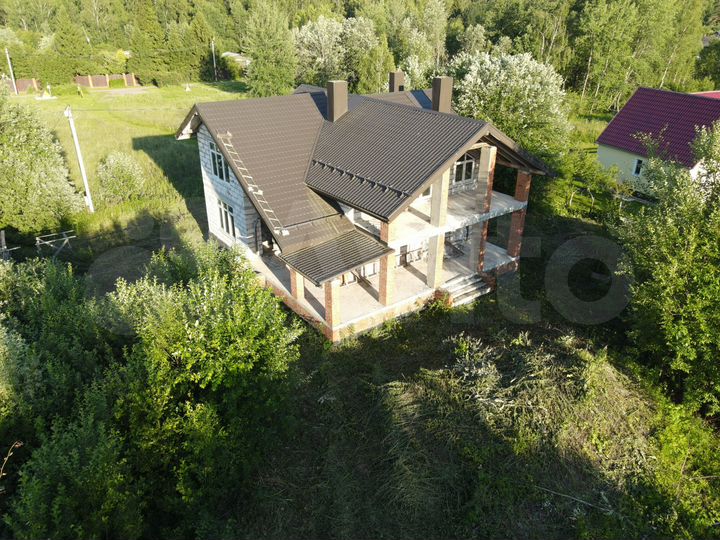 Дом 153 м² на участке 18,5 сот.