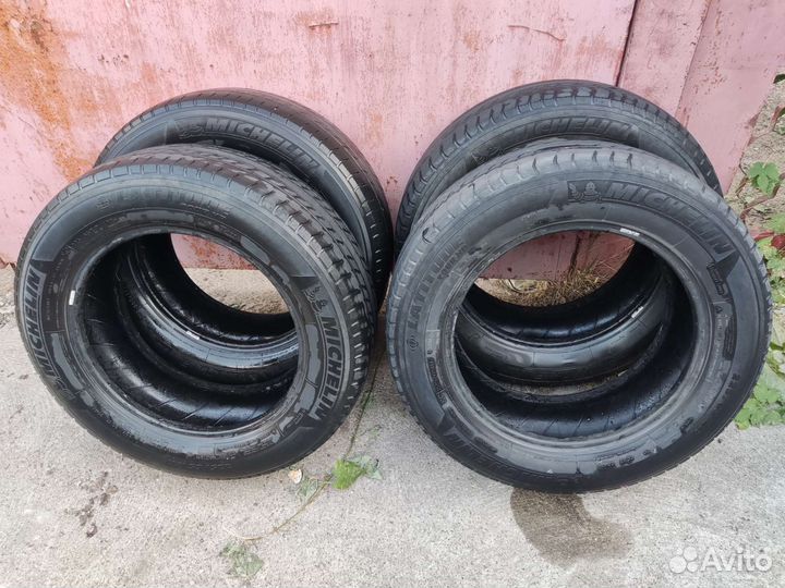 Michelin Latitude Tour HP 225/65 R17 102H