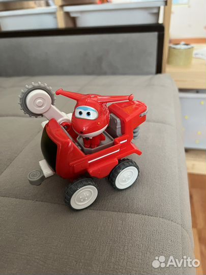 Игрушка Джет самолет с машинкой