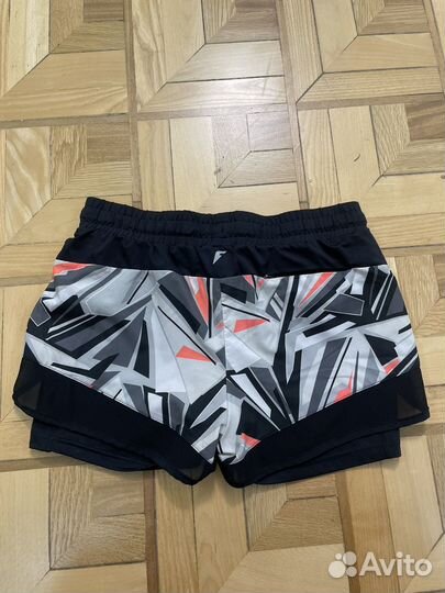 Шорты спортивные женские