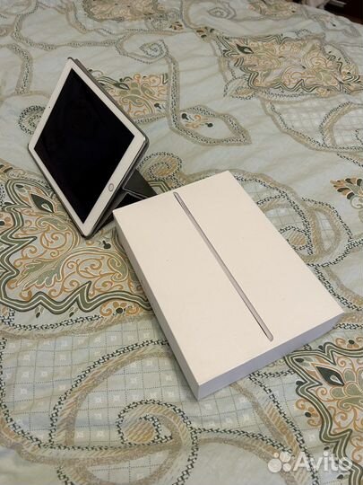 Планшет apple iPad air