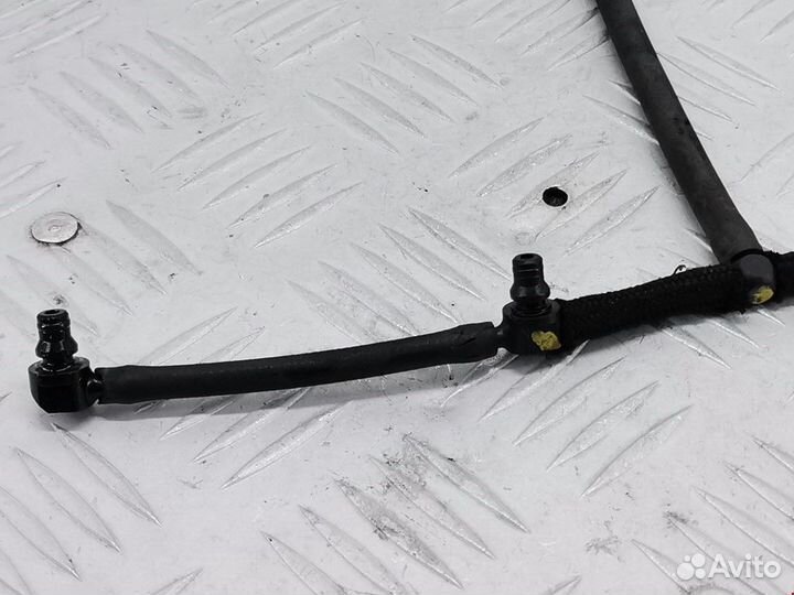 Трубка обратки форсунок Opel Signum C 2005