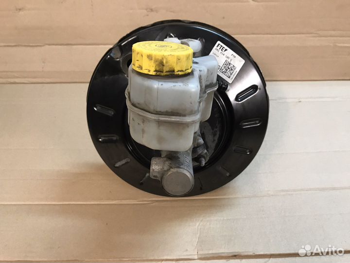 Усилитель тормозов вакуумный Skoda Rapid