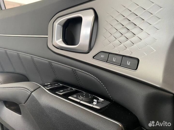 Kia Sorento 2.5 AT, 2024