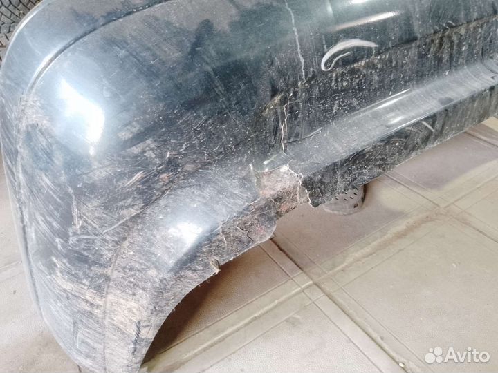 Бампер задний Toyota Carina E Тойота Карина Е