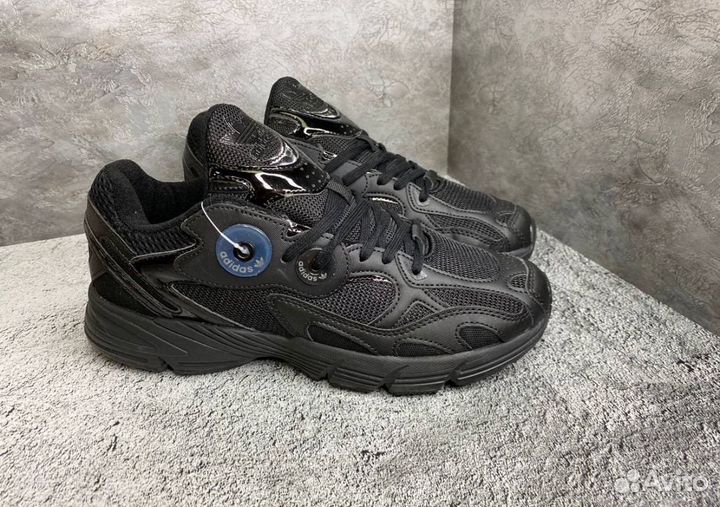 Кроссовки мужские Adidas Astir