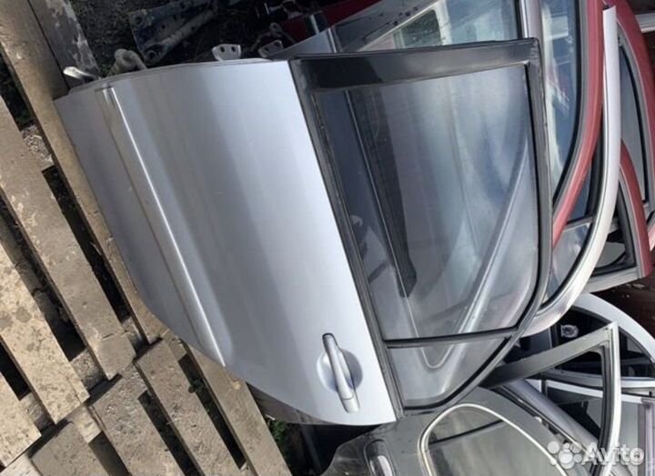 Задняя левая дверь Mitsubishi Lancer 9