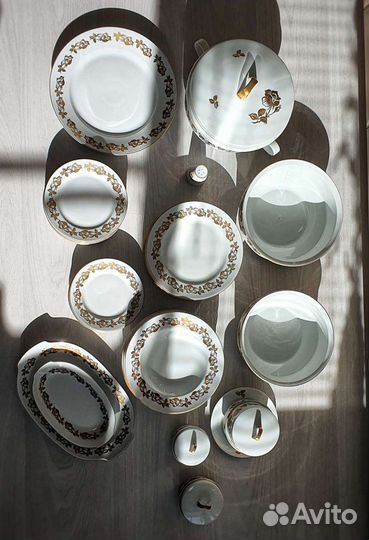 Сервиз Henneberg porzellan 1777. 33 предмета