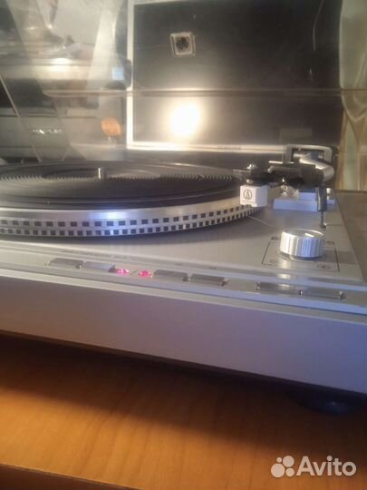 Проигрыватель винила