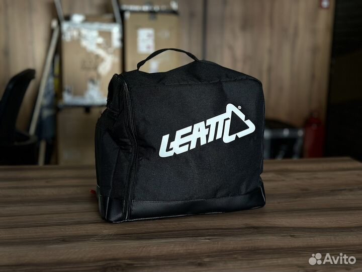 Мотошлем Leatt Moto 9.5 Carbon, White