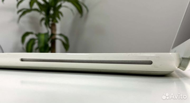 MacBook 13 Mid 2010