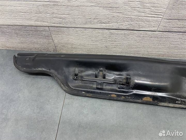 Водосток VW Jetta 2006-2011