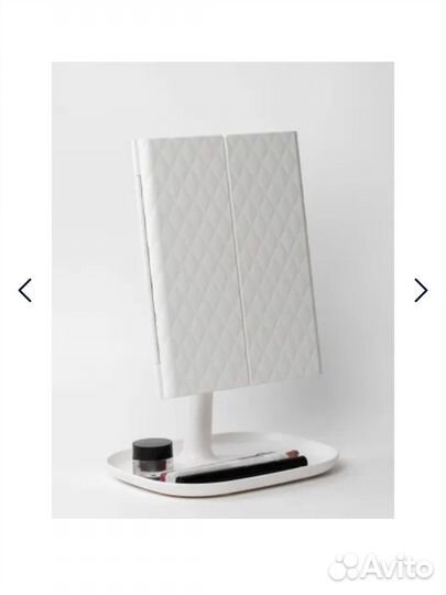 Гримерное зеркало с подсветкой