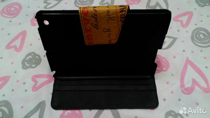 Чехлы для планшетов