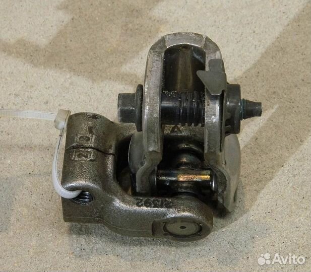 Карданчик рулевой Ford Escape 1 2.0