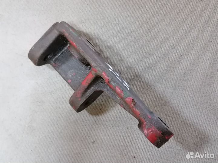 Кронштейн генератора Mazda 323 E5 1.5 1980-1989