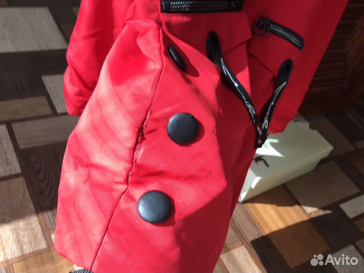 Ветровка для девочки