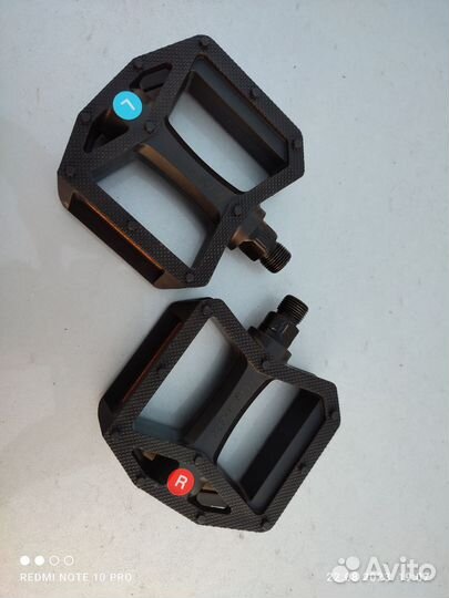 Педали для велосипеда