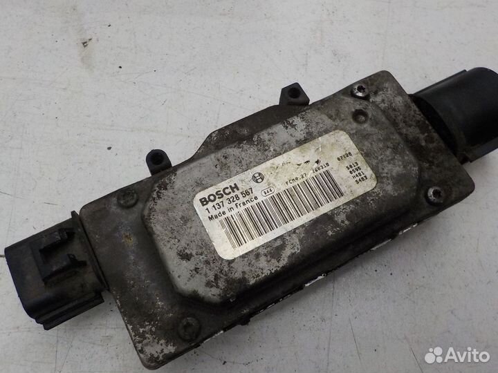 Блок управления Ford Focus III 2011