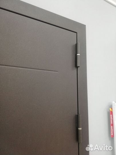 Дверь входная металлическая с терморазрывом