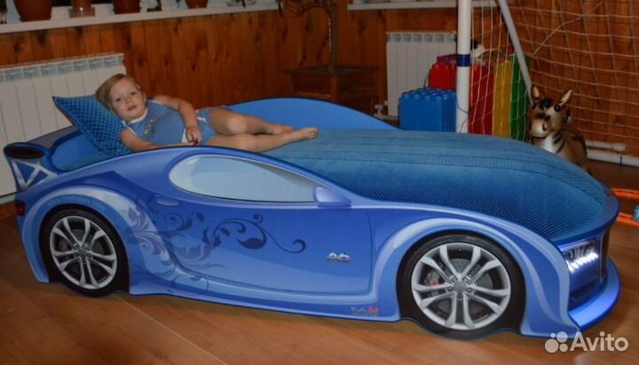 Кровать машинка
