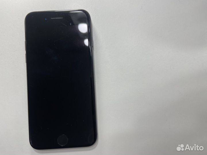 iPhone 7, 256 ГБ