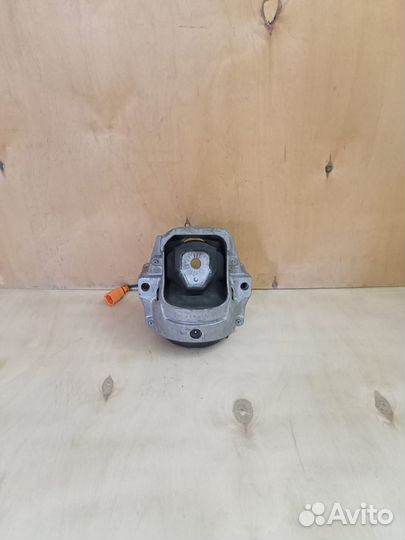 Подушка двигателя Audi Q5 8R