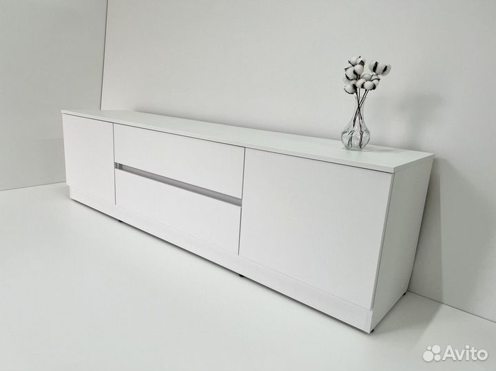 Стильная тумба под тв «Лайф»