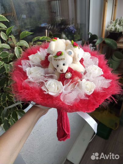 Букет с игрушками