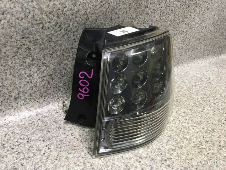 Фонарь правый Mitsubishi Outlander Xl 2007