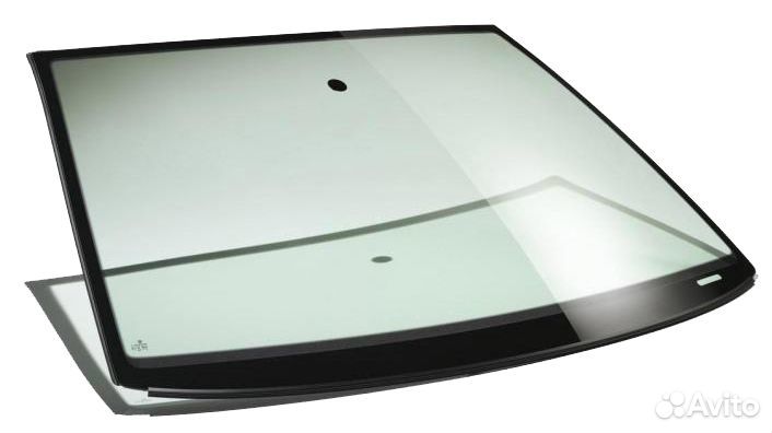 Лобовое стекло на Toyota Tank