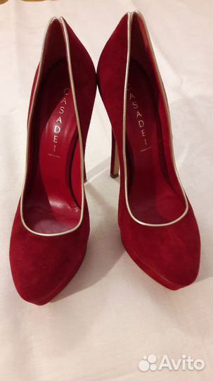 Туфли женские красные Casadei