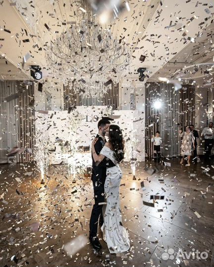 Тяжелый дым фонтаны на свадьбу