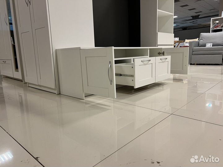 Тумба под тв Сириус IKEA 156x47 см, с выставки