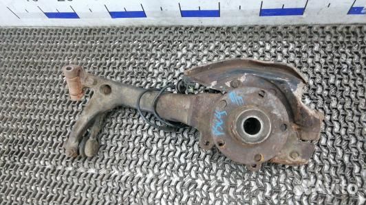 Ступица передняя правая audi A4 B5 (PSE09N901)