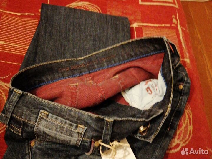 Джинсы