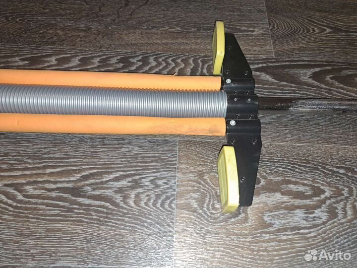 Прыгалка кузнечик