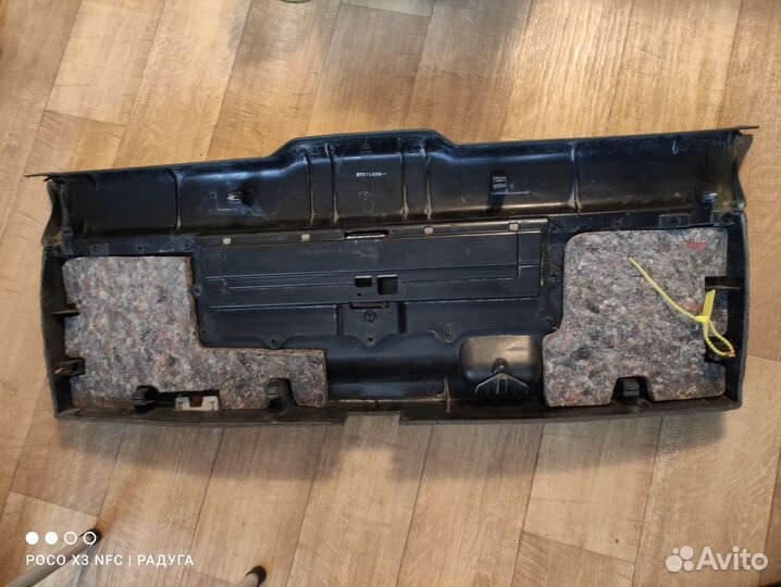 Обшивка задней двери ауди а6